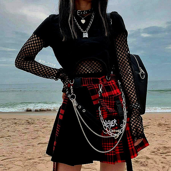 chica.niebla instagram image archive image