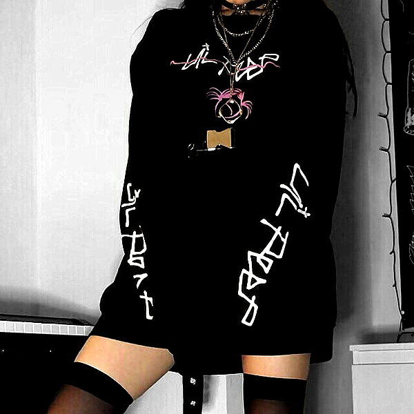 chica.niebla instagram image archive image