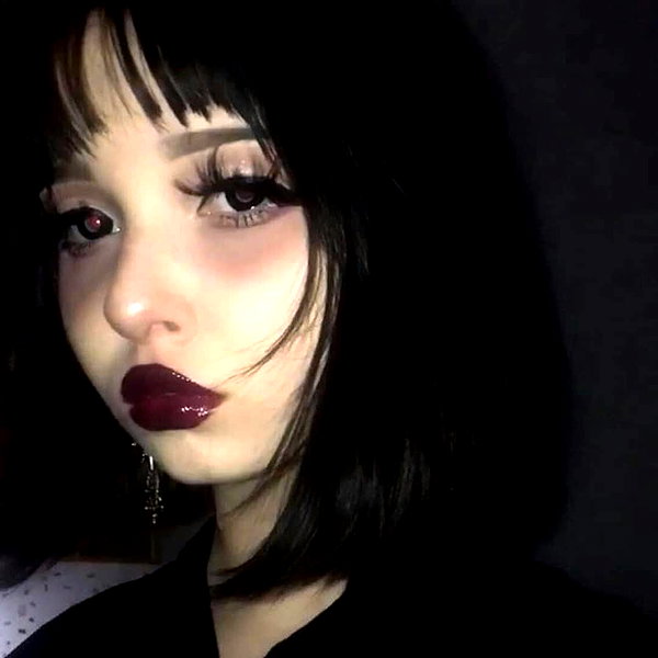chica.niebla instagram image archive image