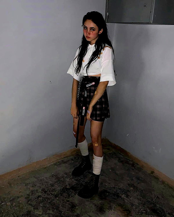 chica.niebla instagram image archive image