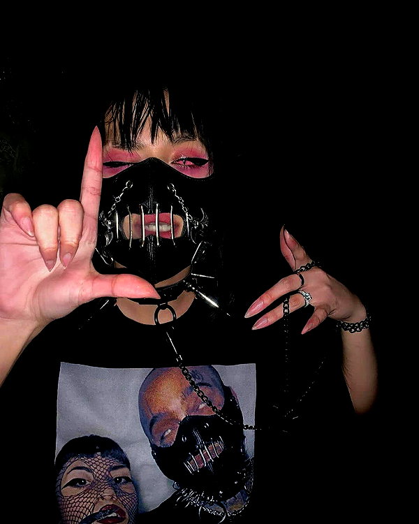 chica.niebla instagram image archive image