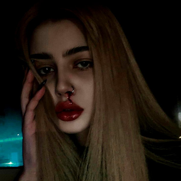chica.niebla instagram image archive image