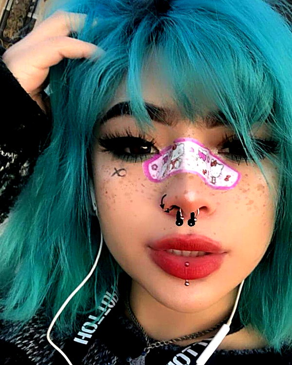 chica.niebla instagram image archive image