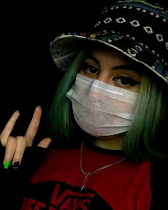 chica.niebla instagram image archive image