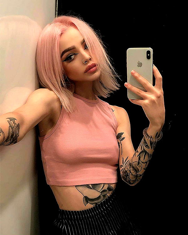 chica.niebla instagram image archive image