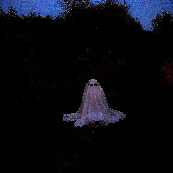 chica.niebla instagram image archive image