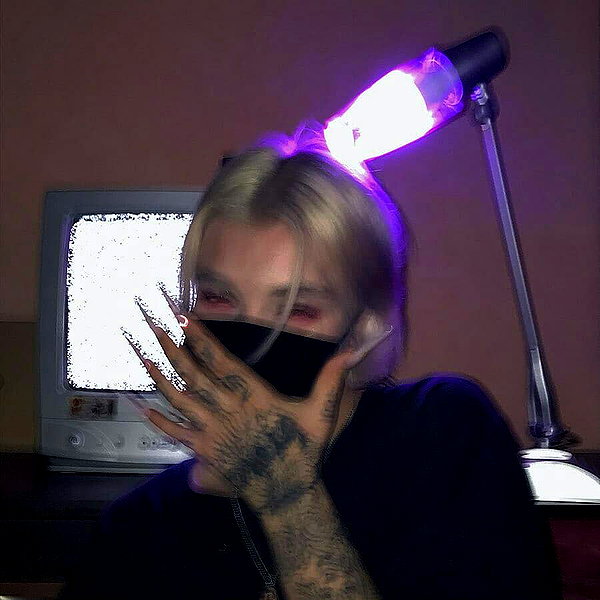 chica.niebla instagram image archive image