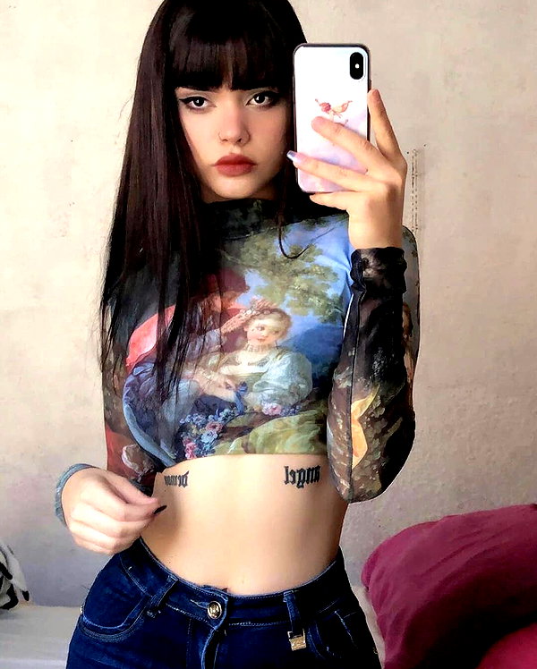 chica.niebla instagram image archive image