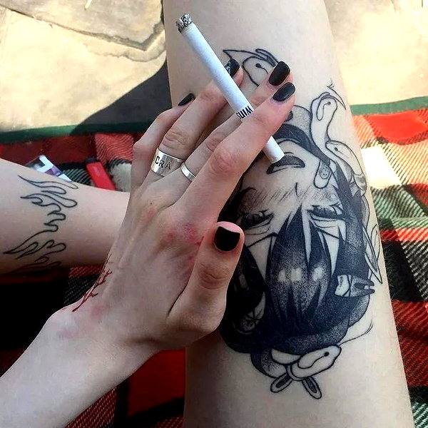 chica.niebla instagram image archive image