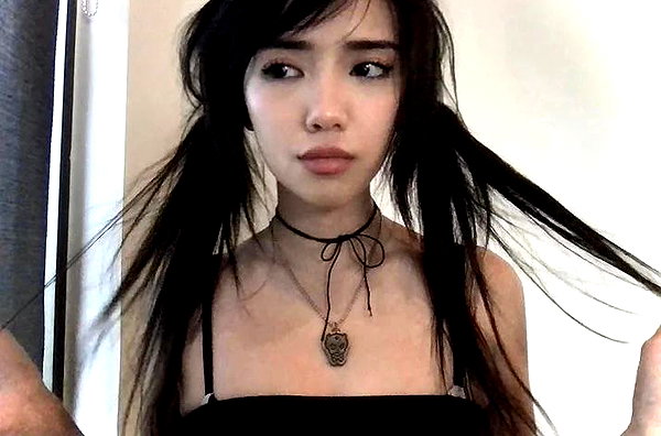 chica.niebla instagram image archive image