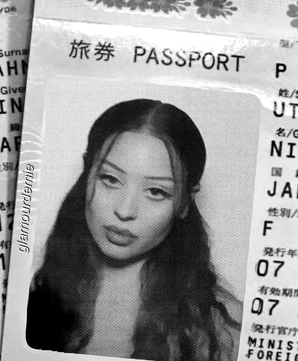 chica.niebla instagram image archive image
