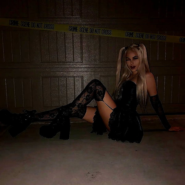 chica.niebla instagram image archive image