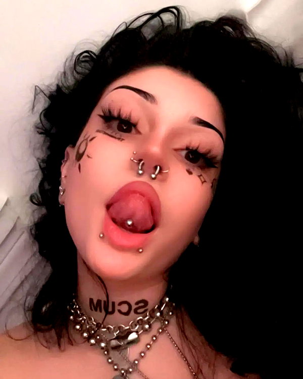 chica.niebla instagram image archive image