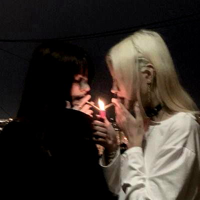chica.niebla instagram image archive image