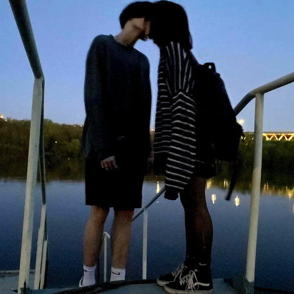 chica.niebla instagram image archive image