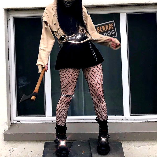 chica.niebla instagram image archive image