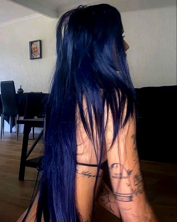 chica.niebla instagram image archive image