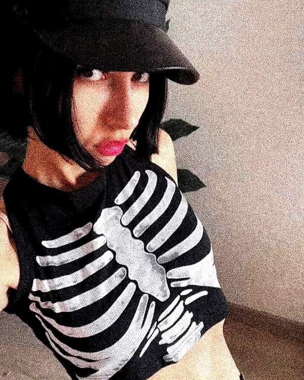 chica.niebla instagram image archive image