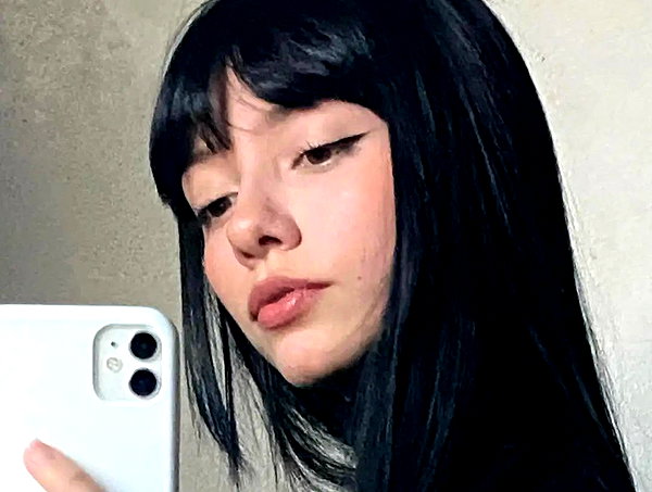 chica.niebla instagram image archive image