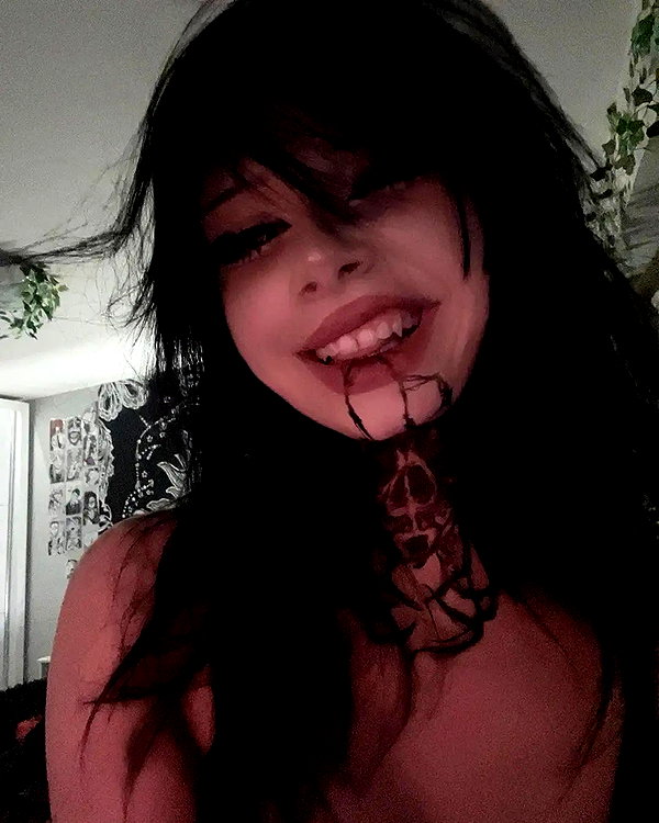 chica.niebla instagram image archive image