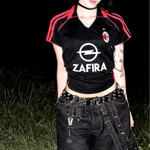 chica.niebla instagram image archive image