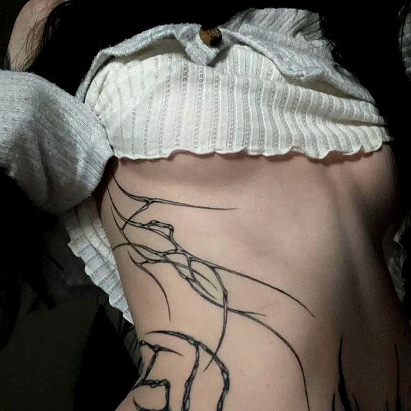 chica.niebla instagram image archive image
