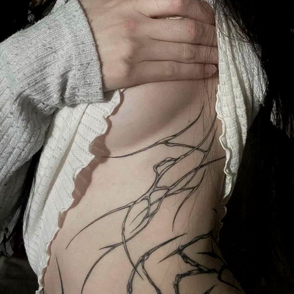 chica.niebla instagram image archive image