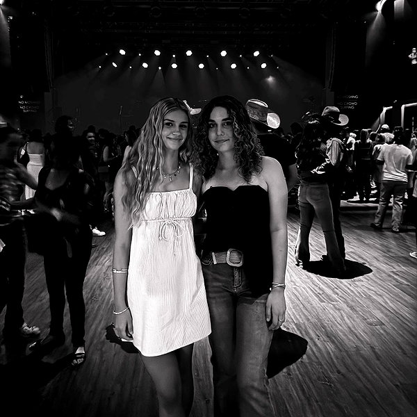 chloe.bellaa chloe.bellaa archive image