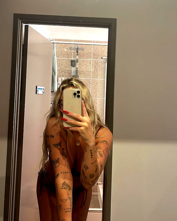 clairegallash instagram image archive image