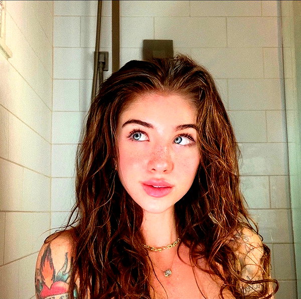cosmickitty143 instagram image archive image