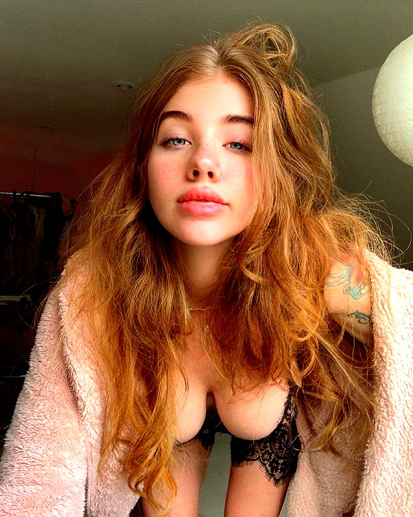 cosmickitty143 instagram image archive image