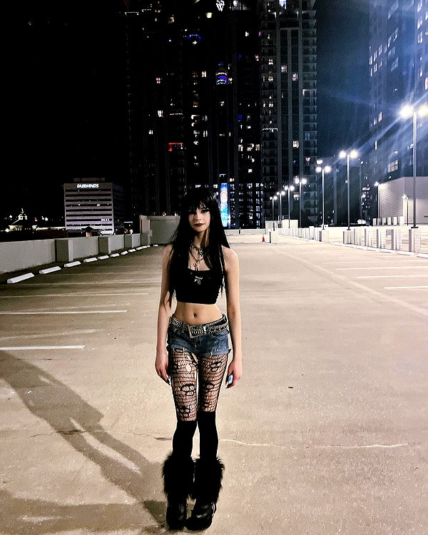 cry.4.mee instagram image archive image
