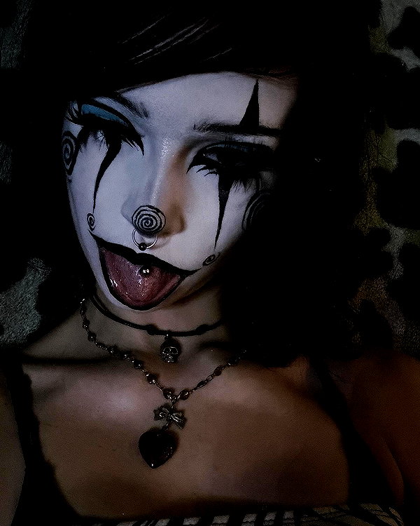 cry.4.mee instagram image archive image