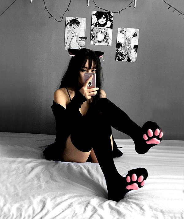 cyberkitty_____ instagram image archive image