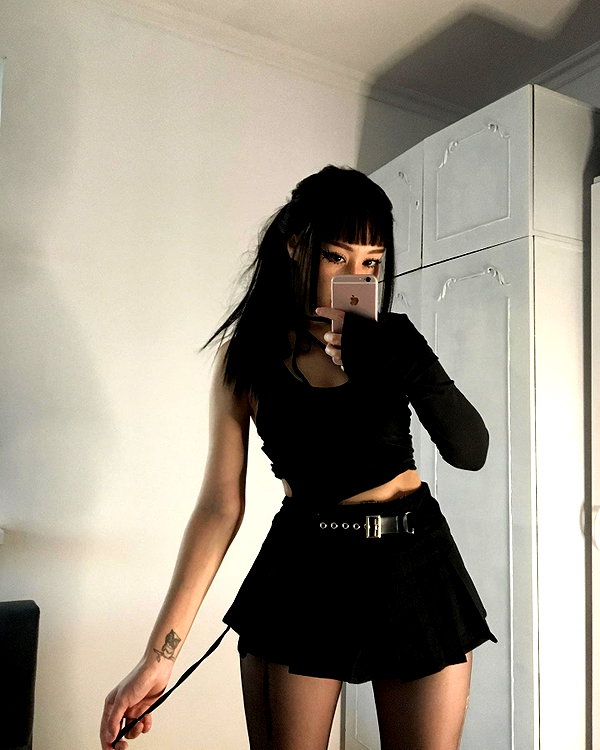 cyberkitty_____ instagram image archive image