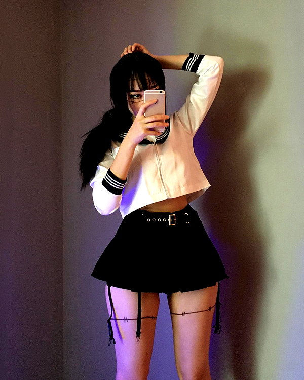 cyberkitty_____ instagram image archive image