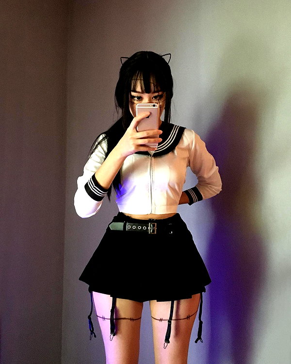 cyberkitty_____ instagram image archive image