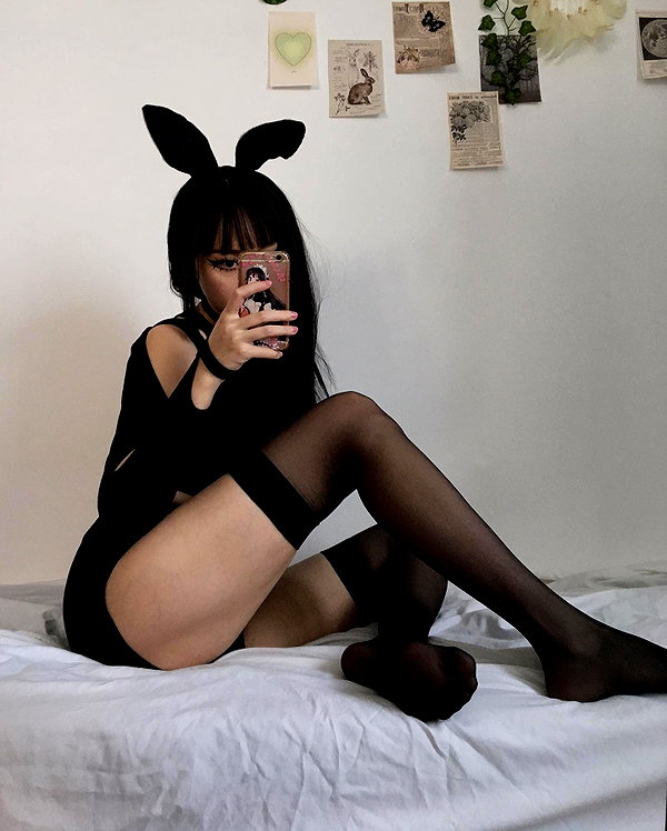 cyberkitty_____ instagram image archive image