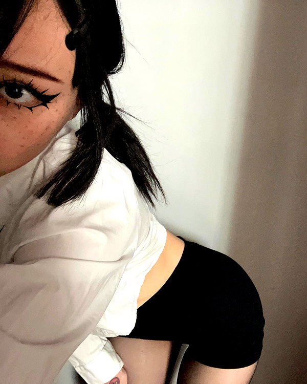 cyberkitty_____ instagram image archive image