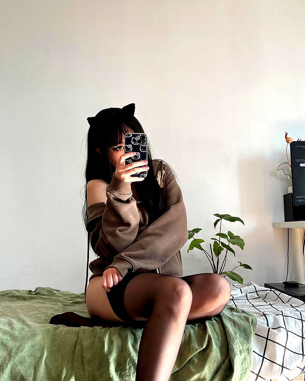 cyberkitty_____ instagram image archive image