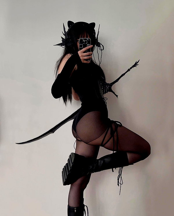 cyberkitty_____ instagram image archive image