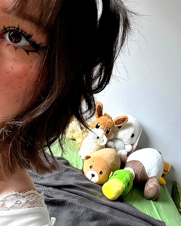 cyberkitty_____ instagram image archive image
