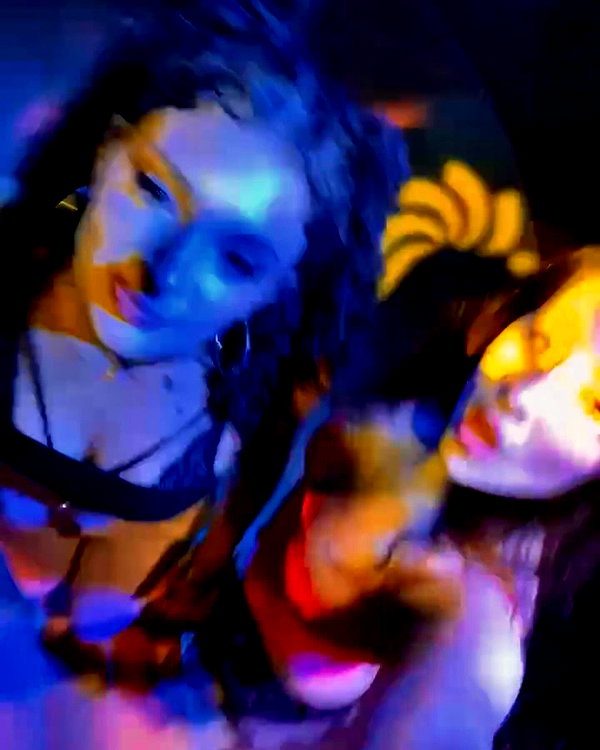 daisystorey_x daisystorey_x archive image