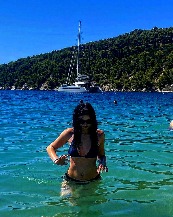 daisystorey_x instagram image archive image