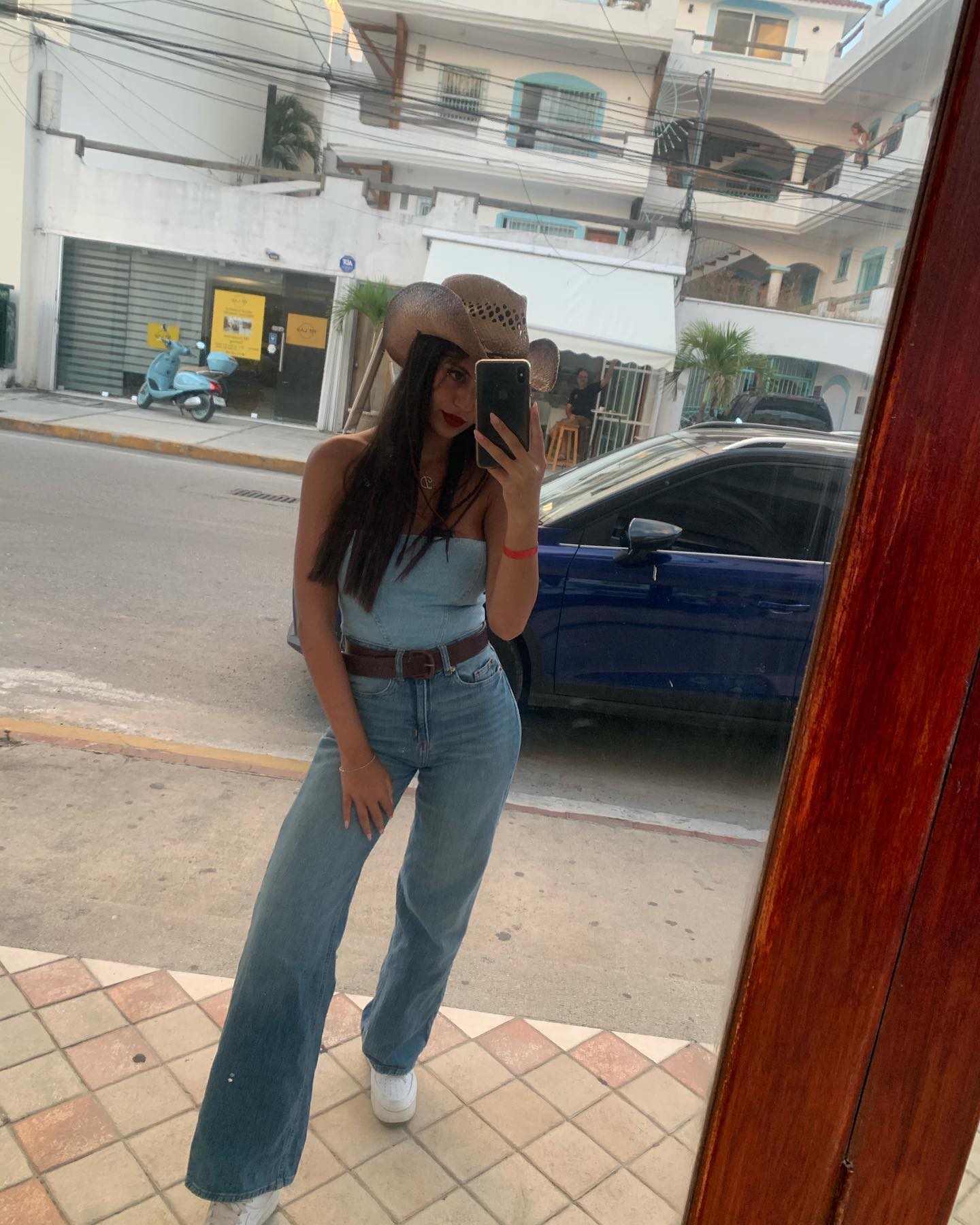 daniel_shallom instagram image archive image