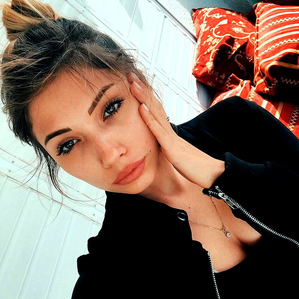daniella_kristya instagram image archive image