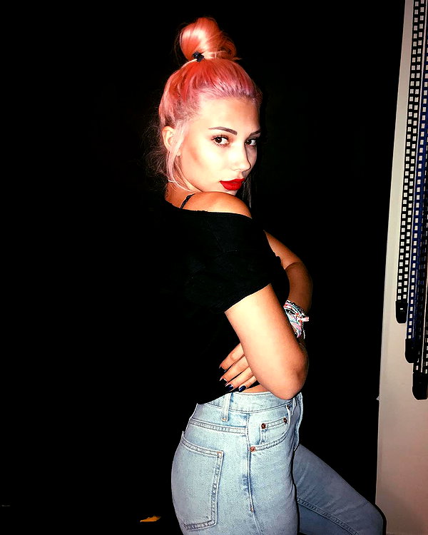 daniella_kristya instagram image archive image
