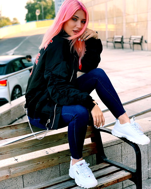 daniella_kristya instagram image archive image