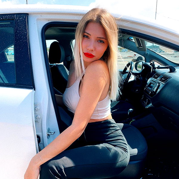 daniella_kristya instagram image archive image