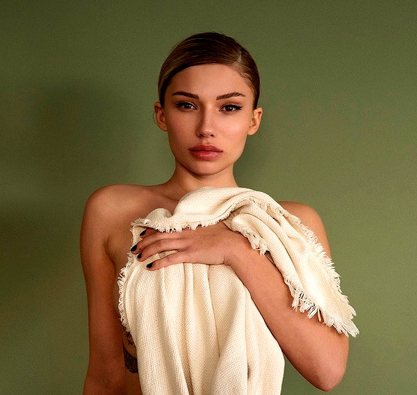 daniella_kristya instagram image archive image